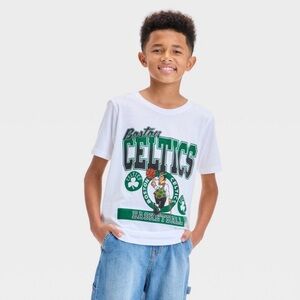 NBA Boys' Short Sleeve Boston Celtics Graphic T-Shirt - Art Class M
